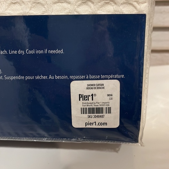 Pier 1 Shower Curtain  - NWT White Cotton Cloth 72” x 72” - Waffle weave style - Picture 5 of 7